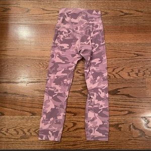 camo lululemon leggings